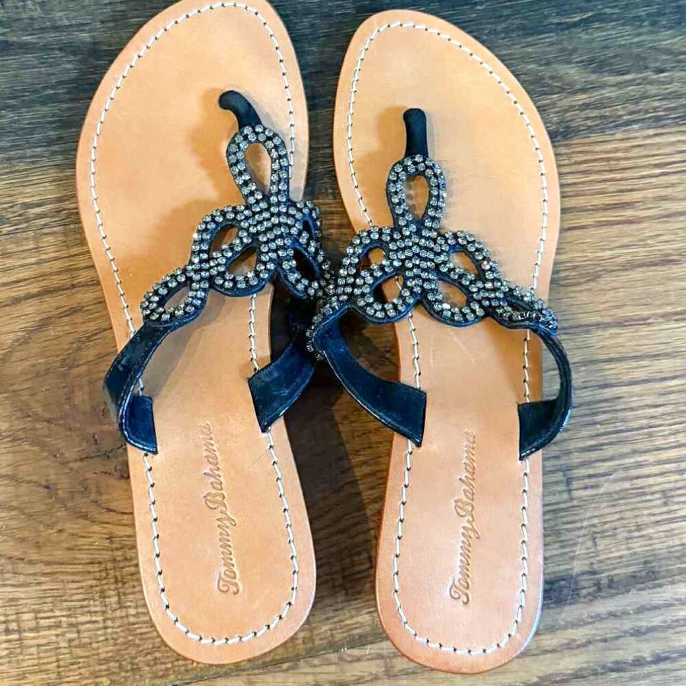 Tommy Bahama Black and Silver Gem Wedged Sandal — Women’s 10